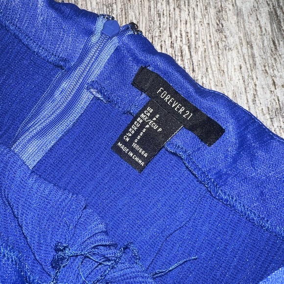 Forever 21 mini skirt - Picture 3 of 3